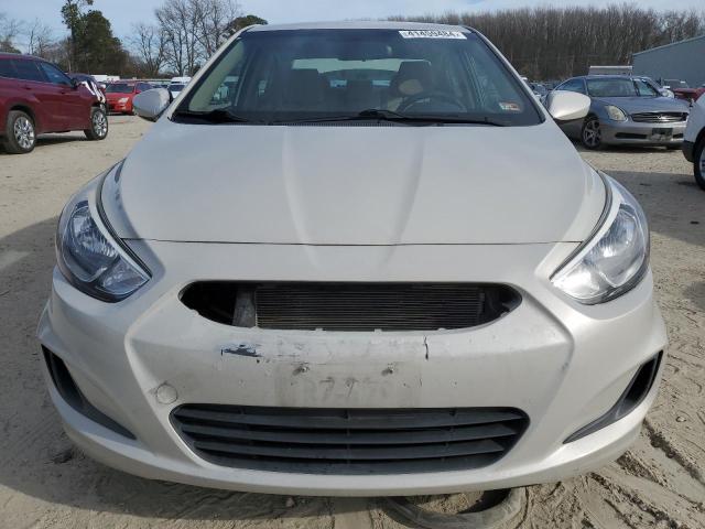 KMHCT4AE7GU135304 - 2016 HYUNDAI ACCENT SE BEIGE photo 5