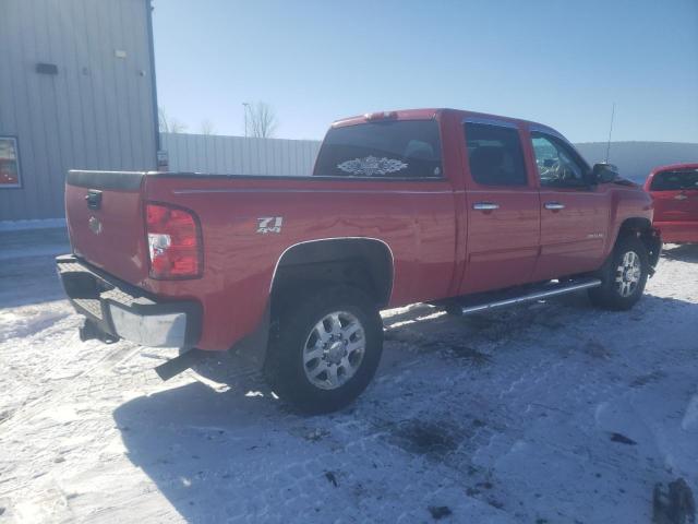 1GC1KXCG4BF227336 - 2011 CHEVROLET silverado K2500 HEAVY DUTY LT RED photo 3