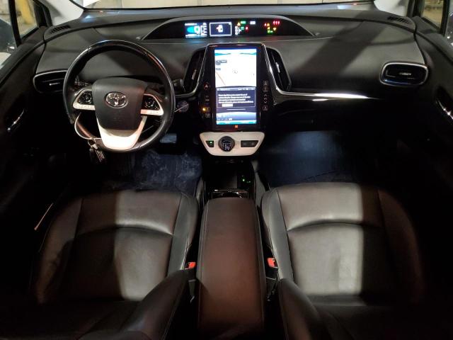 JTDKARFU7J3552163 - 2018 TOYOTA PRIUS SILVER photo 8