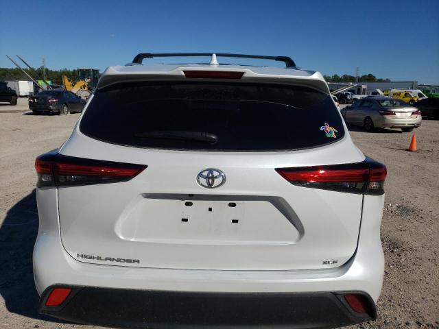 5TDGZRAHXNS551148 - 2022 TOYOTA HIGHLANDER XLE WHITE photo 6