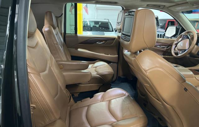 1GYS4KKJ4GR319755 - 2016 CADILLAC ESCALADE ESV PLATINUM მწვანე ფოტო 6