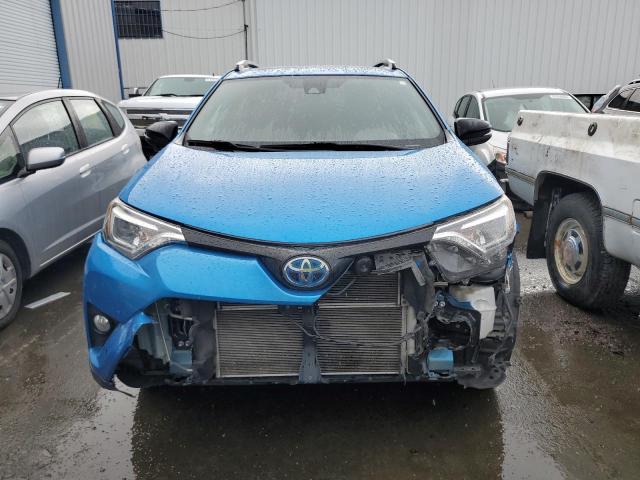 JTMJJREVXHD153841 - 2017 TOYOTA RAV4 HV SE BLUE photo 5