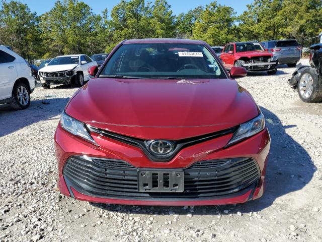 4T1C11AK8LU954472 - 2020 TOYOTA CAMRY LE RED photo 5