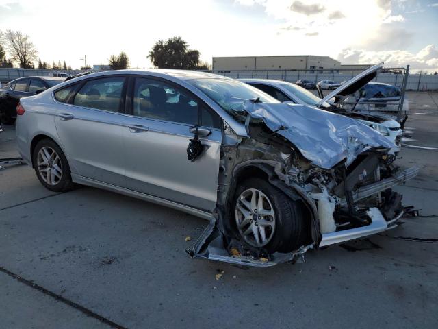 3FA6P0H70ER337546 - 2014 FORD FUSION SE SILVER photo 4