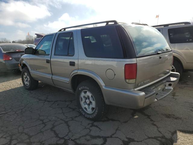 1GNDT13XX3K120640 - 2003 CHEVROLET BLAZER BEIGE photo 2