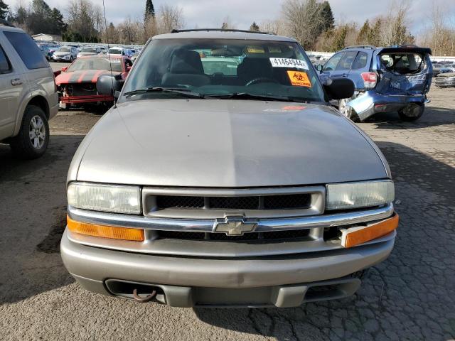 1GNDT13XX3K120640 - 2003 CHEVROLET BLAZER BEIGE photo 5