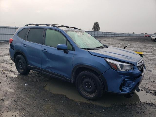 JF2SKAGC4KH409441 - 2019 SUBARU FORESTER PREMIUM BLUE photo 4