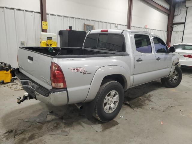 3TMJU62N86M027568 - 2006 TOYOTA TACOMA DOUBLE CAB PRERUNNER SILVER photo 3