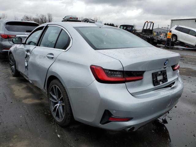 WBA5R7C05LFH72396 - 2020 BMW 330XI ვერცხლისფერი ფოტო 2