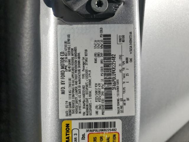 3FA6P0LU9KR225482 - 2019 FORD FUSION SE SILVER photo 12