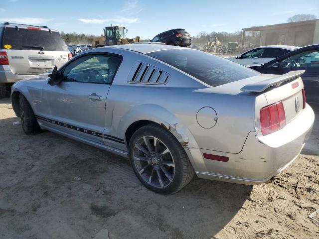 1ZVFT82H165147696 - 2006 FORD MUSTANG GT SILVER photo 2