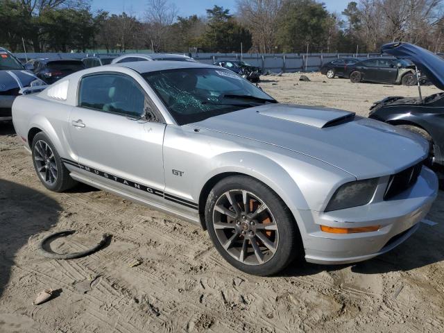 1ZVFT82H165147696 - 2006 FORD MUSTANG GT SILVER photo 4