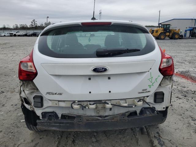 1FADP3K22DL291866 - 2013 FORD FOCUS SE WHITE photo 6