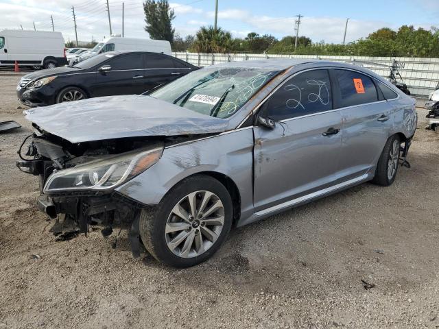 5NPE34AFXHH572697 - 2017 HYUNDAI SONATA SPORT SILVER photo 1