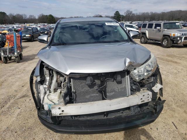 5TDZKRFH6FS081529 - 2015 TOYOTA HIGHLANDER LE SILVER photo 5