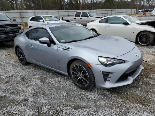 JF1ZNAA10H9700247 - 2017 TOYOTA 86 BASE GRAY photo 4