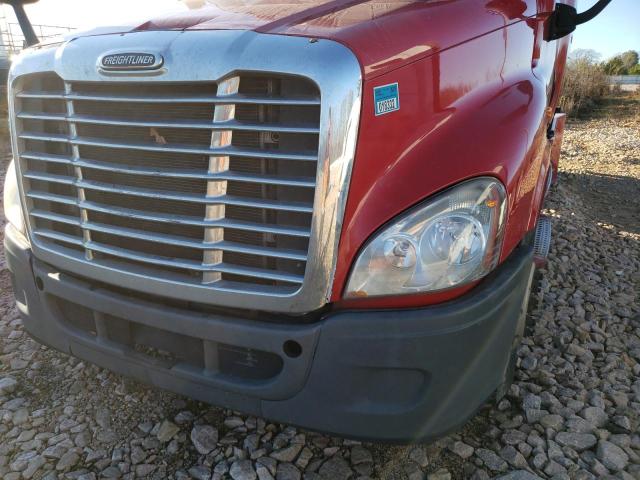 3AKJGLD55FSFK5280 - 2015 FREIGHTLINER CASCADIA 1 RED photo 9