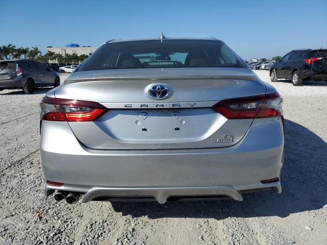 4T1G31AK5RU624342 - 2024 TOYOTA CAMRY SE NIGHT SHADE SILVER photo 6