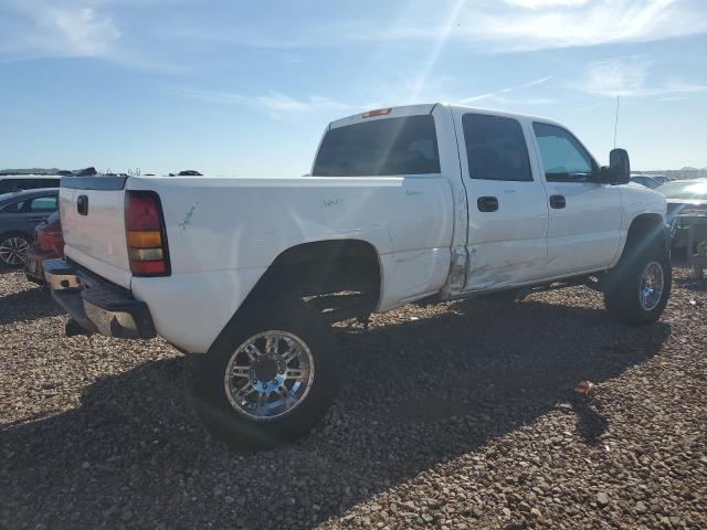 1GTGK13U17F139493 - 2007 GMC SIERRA K1500 CLASSIC HD WHITE photo 3