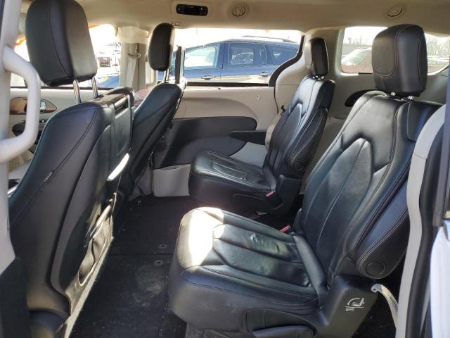 2C4RC1EG4JR287070 - 2018 CHRYSLER PACIFICA TOURING L PLUS WHITE photo 10