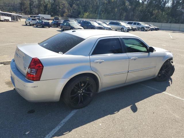 2C3LA53V89H575345 - 2009 CHRYSLER 300 TOURING SILVER photo 3