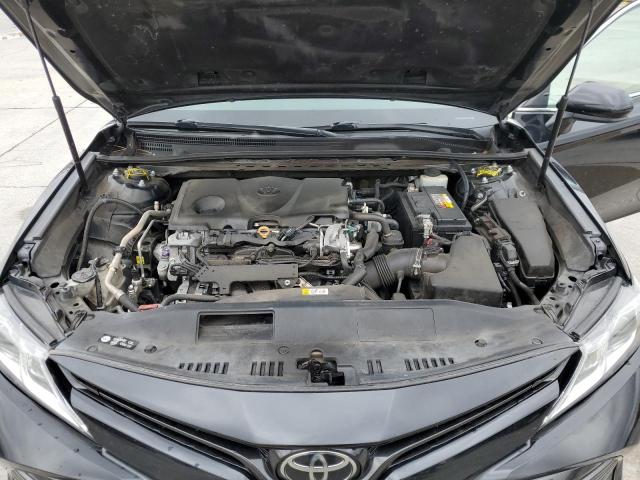 4T1B11HK8JU139879 - 2018 TOYOTA CAMRY L BLACK photo 11