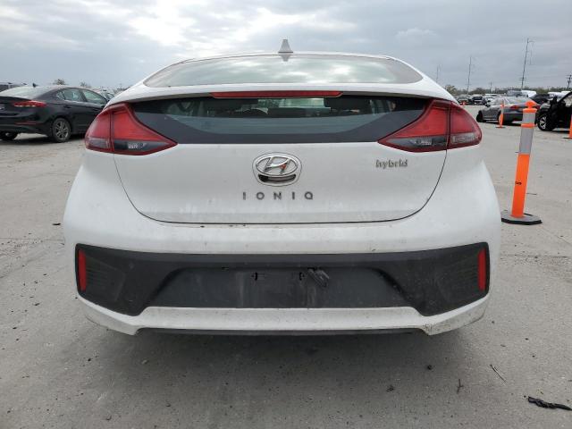 KMHC75LC1LU221143 - 2020 HYUNDAI IONIQ SE WHITE photo 6