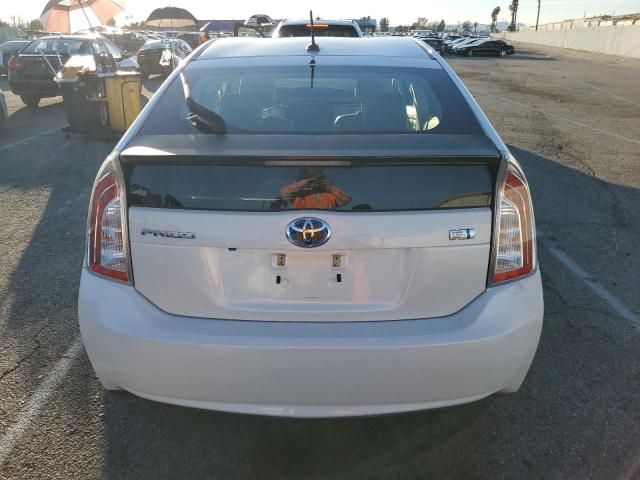 JTDKN3DU8D5552962 - 2013 TOYOTA PRIUS WHITE photo 6