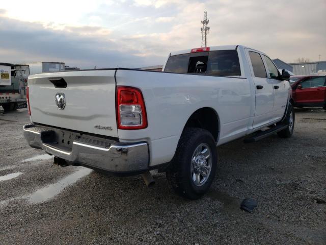 3C63R3GJ6KG513603 - 2019 RAM 3500 TRADESMAN WHITE photo 3