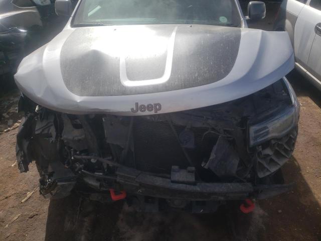 1C4RJFLG8HC612750 - 2017 JEEP GRAND CHER TRAILHAWK 银色 照片 12
