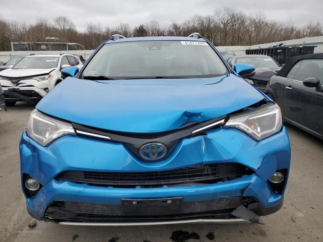 JTMRJREVXHD125251 - 2017 TOYOTA RAV4 HV LE BLUE photo 5