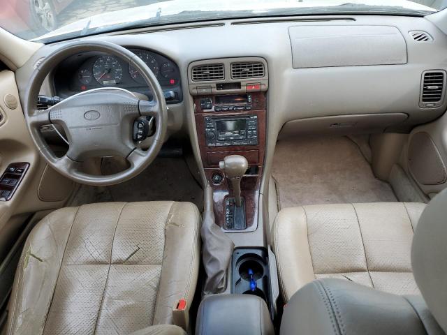 JNKCA21A9WT602012 - 1998 INFINITI I30 BEIGE photo 8