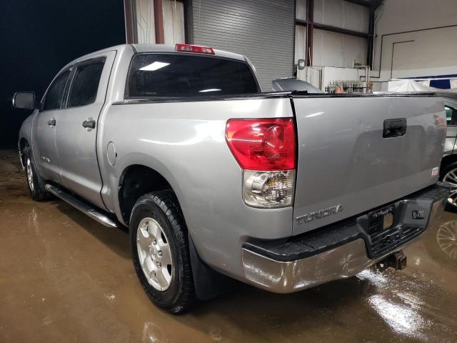 5TBDV54188S519270 - 2008 TOYOTA TUNDRA CREWMAX SILVER photo 2