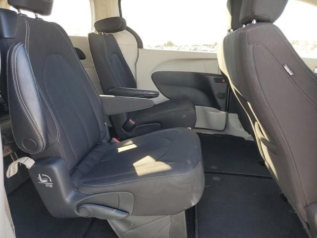 2C4RC1CG1NR104359 - 2022 CHRYSLER VOYAGER LX WHITE photo 11