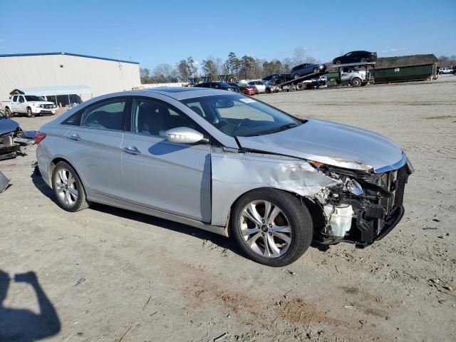 5NPEC4AC5BH002071 - 2011 HYUNDAI SONATA SE SILVER photo 4