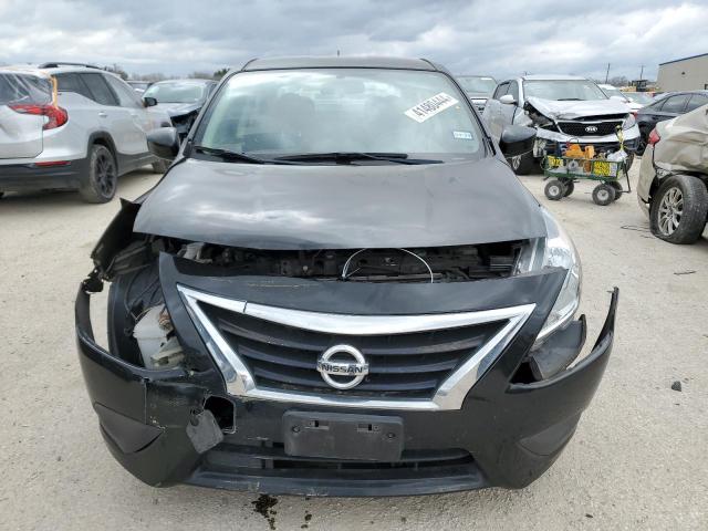 3N1CN7AP5JL888223 - 2018 NISSAN VERSA S BLACK photo 5