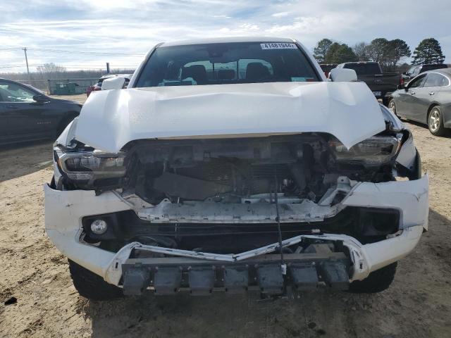 3TMDZ5BN8KM058788 - 2019 TOYOTA TACOMA DOUBLE CAB WHITE photo 5