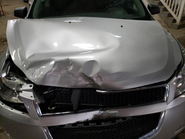 1A041771 - 2009 CHEVROLET TRAVERSE L SILVER photo 12