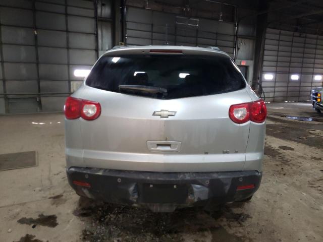 1A041771 - 2009 CHEVROLET TRAVERSE L SILVER photo 6