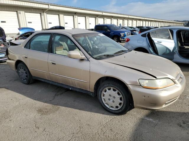 1HGCG56471A044185 - 2001 HONDA ACCORD LX TAN photo 4