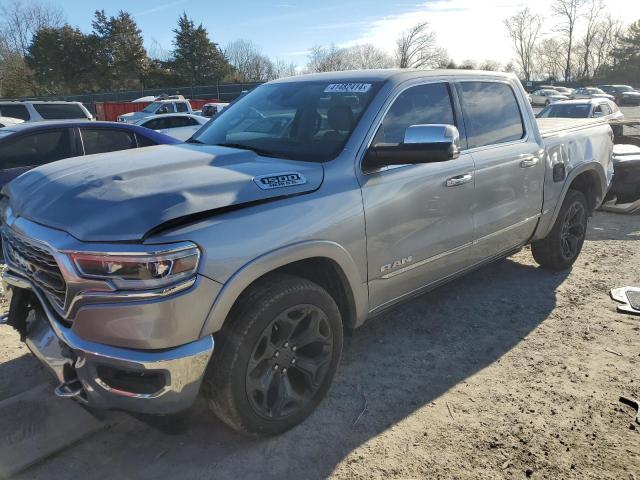 1C6SRFHT0KN670242 - 2019 RAM 1500 LIMITED SILVER photo 1