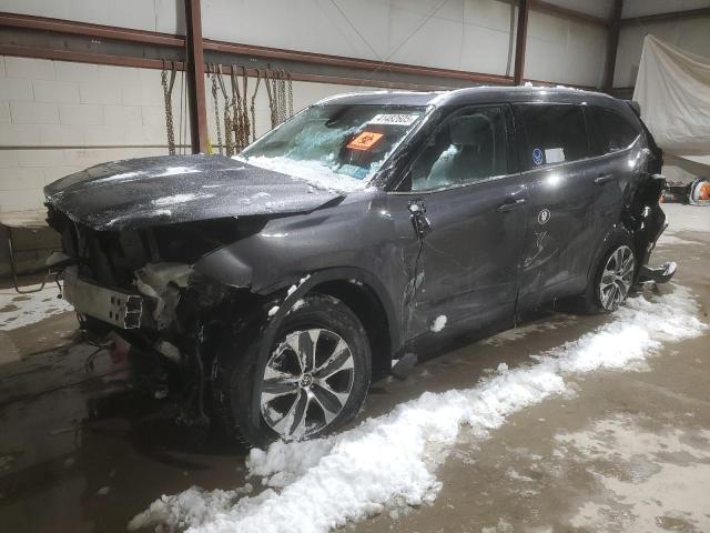 5TDHZRBH4NS191541 - 2022 TOYOTA HIGHLANDER XLE GRAY photo 1