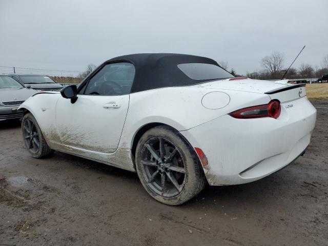 JM1NDAC78G0103122 - 2016 MAZDA MX-5 MIATA CLUB WHITE photo 2