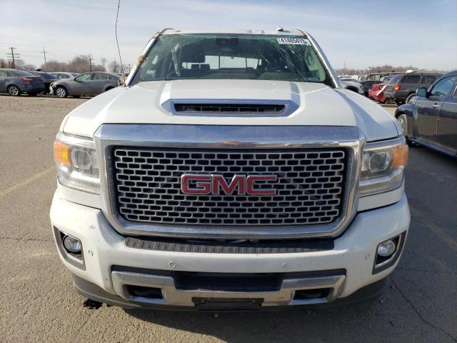 1GT42YEY1HF105177 - 2017 GMC SIERRA K3500 DENALI WHITE photo 5