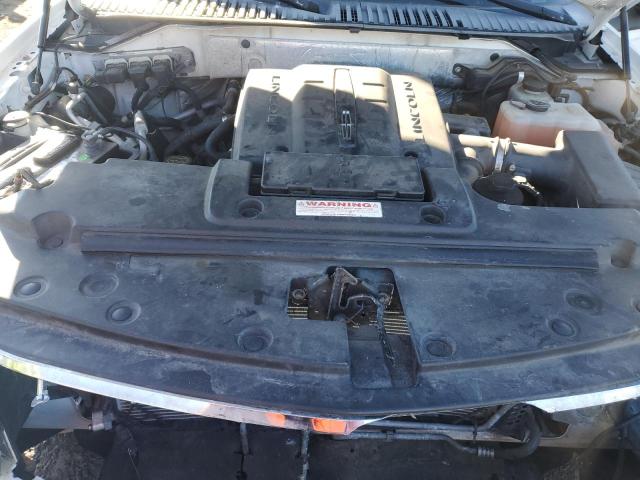 5LMJJ2J56BEJ08466 - 2011 LINCOLN NAVIGATOR 白色 照片 11