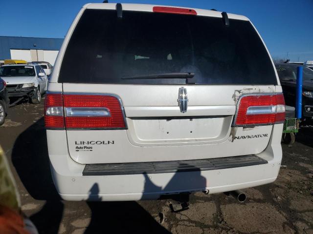 5LMJJ2J56BEJ08466 - 2011 LINCOLN NAVIGATOR 白色 照片 6