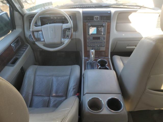 5LMJJ2J56BEJ08466 - 2011 LINCOLN NAVIGATOR 白色 照片 8