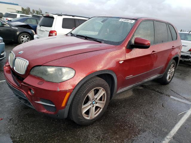 5UXZW0C53BL657744 - 2011 BMW X5 XDRIVE35D RED photo 1