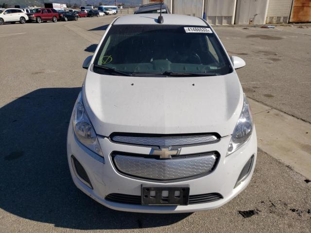 KL8CL6S02FC776778 - 2015 CHEVROLET SPARK EV 2LT WHITE photo 5