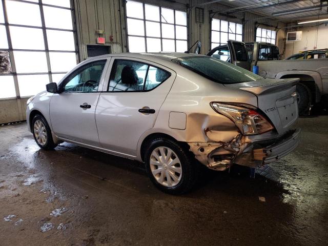 3N1CN7AP5KL828928 - 2019 NISSAN VERSA S SILVER photo 2